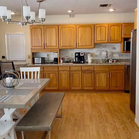 Delightful 3 Bdrm Home, Mins To Clearwater Beach Екстериор снимка