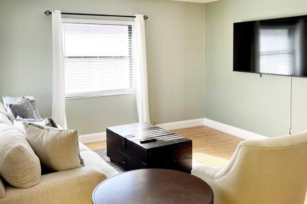 Delightful 3 Bdrm Home, Mins To Clearwater Beach Екстериор снимка