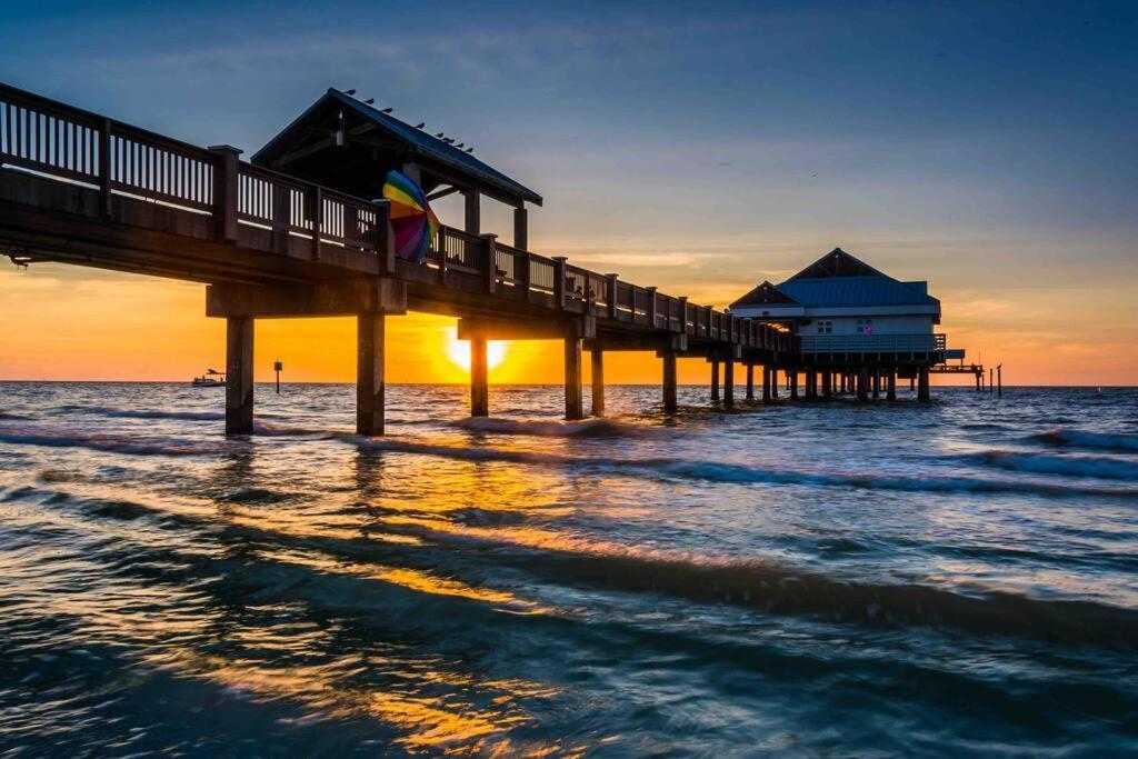 Delightful 3 Bdrm Home, Mins To Clearwater Beach Екстериор снимка
