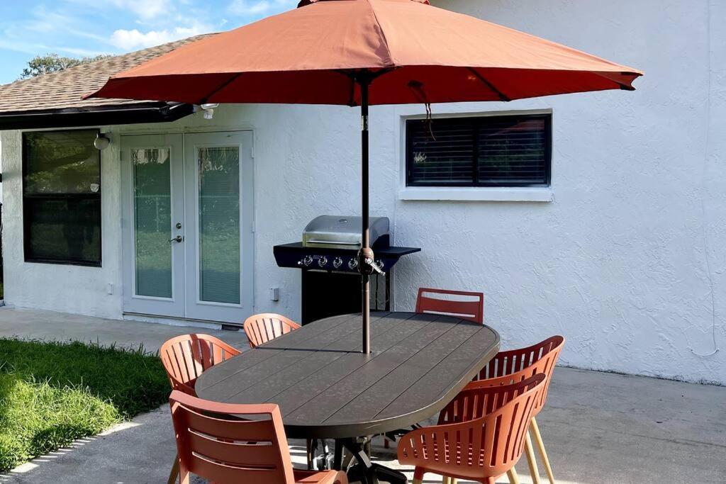 Delightful 3 Bdrm Home, Mins To Clearwater Beach Екстериор снимка
