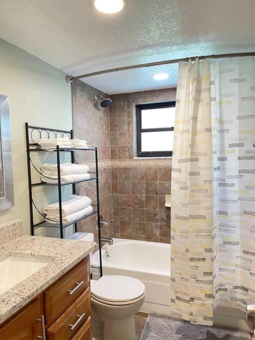 Delightful 3 Bdrm Home, Mins To Clearwater Beach Екстериор снимка