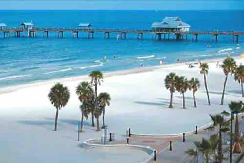Delightful 3 Bdrm Home, Mins To Clearwater Beach Екстериор снимка